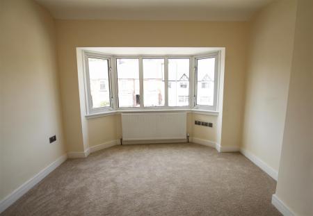 Bedroom2(2).jpg