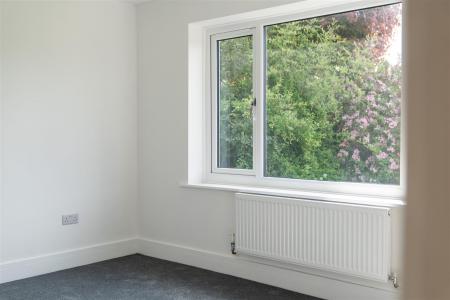 Bedroom1-5.jpg