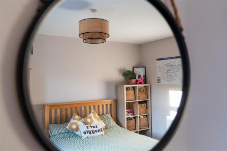 Bedroom1-4.jpg