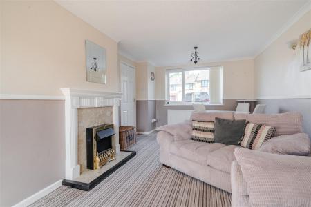 Living Room-4.jpg