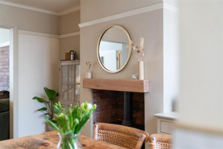 Dining Room-6.jpg