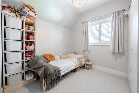 Bedroom1.jpg