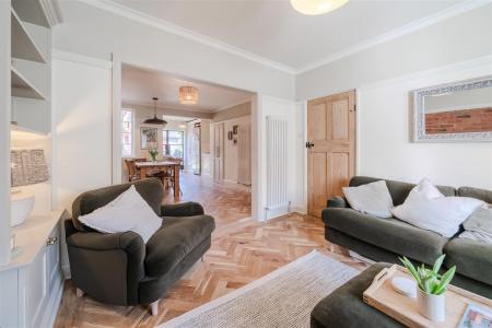 Living Room-4.jpg