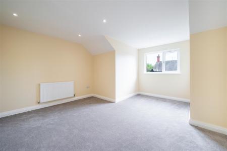 Bedroom 1-2.jpg
