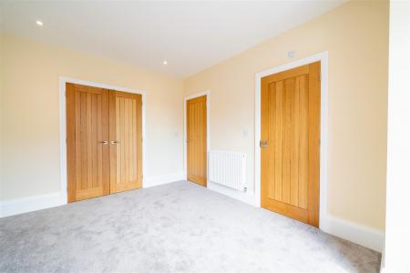 Bedroom 3-3.jpg