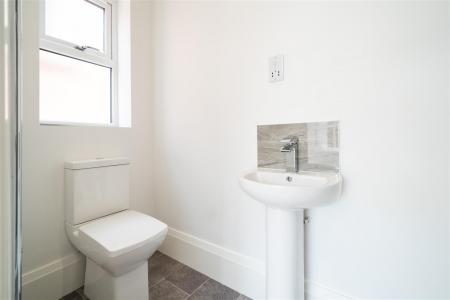 Bedroom 3-4.jpg