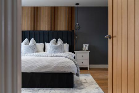 Bedroom1-8.jpg