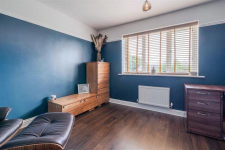 Bedroom2.jpg
