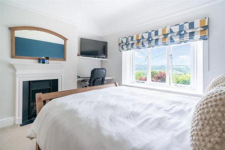 Bedroom 3-2.jpg