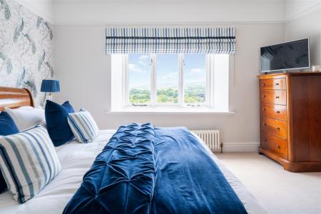 Bedroom 1-3.jpg