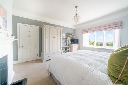 Bedroom 2-4.jpg