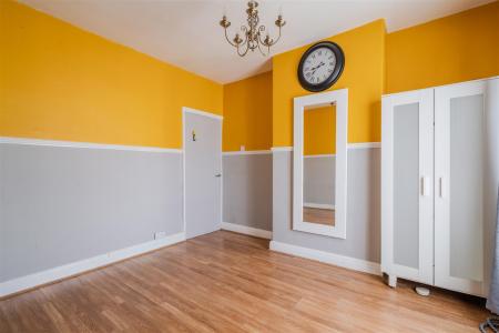 Bedroom1-3.jpg