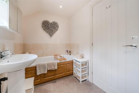 Bathroom-2.jpg
