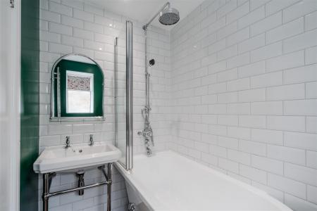 Bathroom-2.jpg
