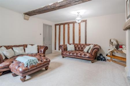 Living Room-3.jpg