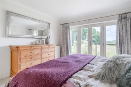 Bedroom3-2.jpg