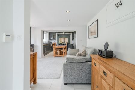 Open Plan Living_-6.jpg