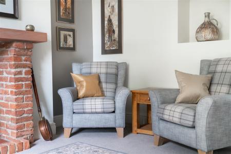 Living Room-3.jpg