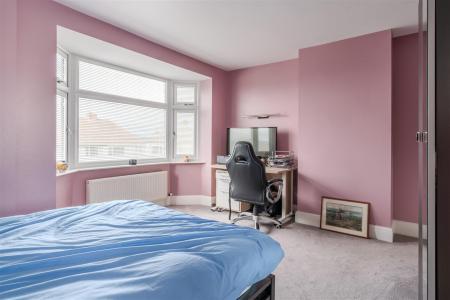 Bedroom2-3.jpg