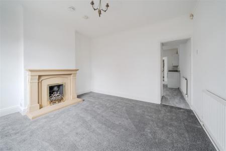 Living Room-2.jpg