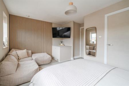 Bedroom3-3.jpg