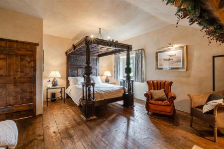 Bedroom1.jpg
