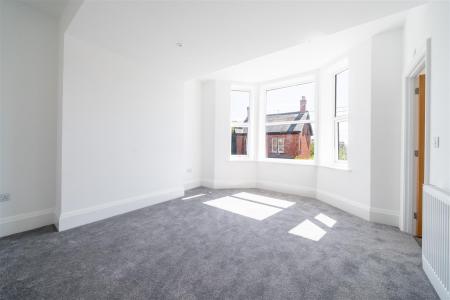 Bedroom 3-.jpg