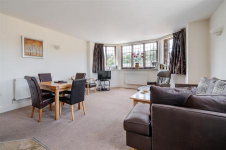 Open Plan Living_-2.jpg