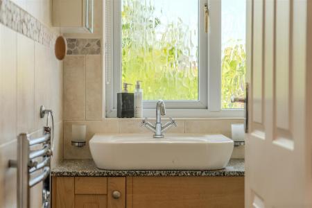 36 Errington Road-165.jpg