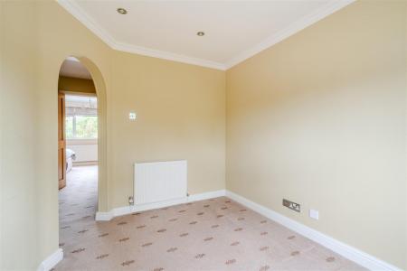 Bedroom1-2.jpg