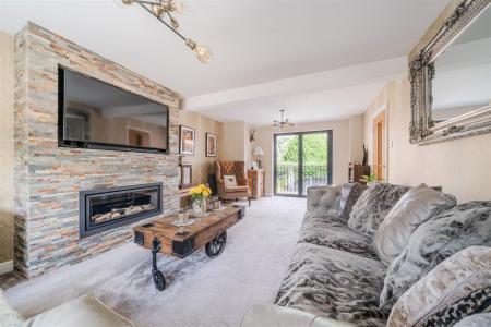 Living Room-6.jpg