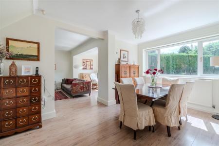 Dining Room.jpg