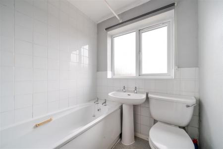 Bathroom.jpg