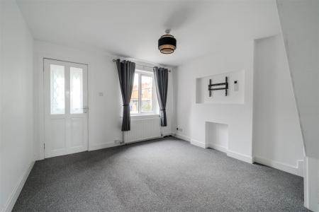 Living Room-3.jpg
