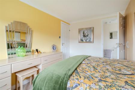 Bedroom3-3.jpg