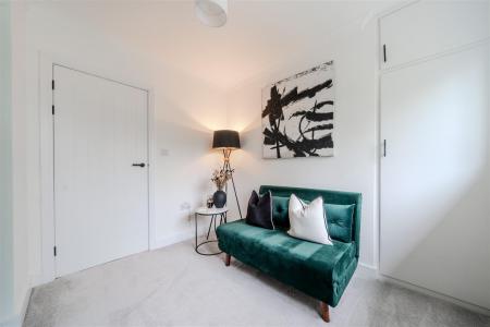 Bedroom2-2.jpg
