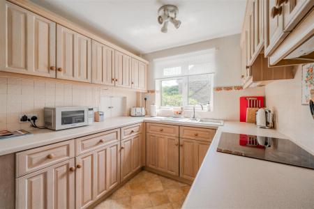 Kitchen-2.jpg