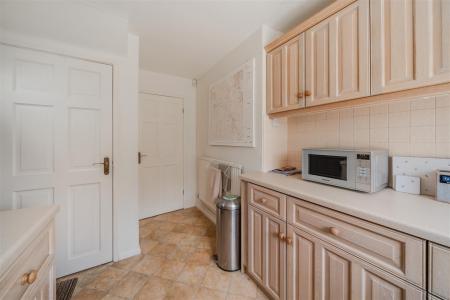 Kitchen-3.jpg
