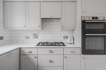 Kitchen-4.jpg