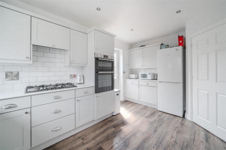Kitchen-3.jpg