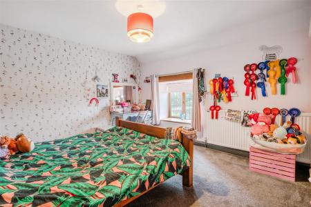 Bedroom1.jpg
