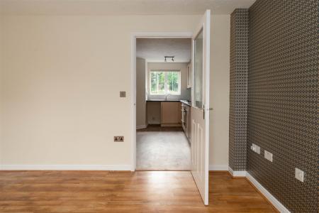 Living Room-3.jpg