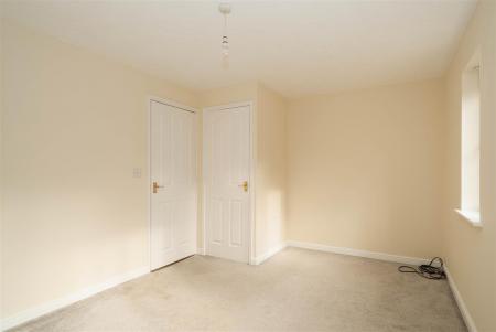 Bedroom1-3.jpg