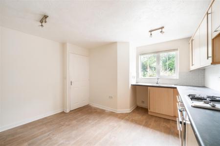 Kitchen-3.jpg