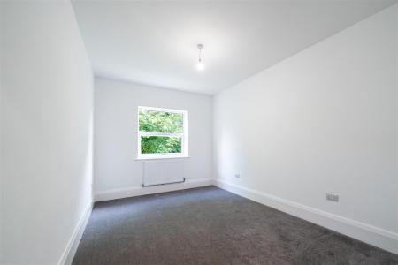 Bedroom 4-.jpg