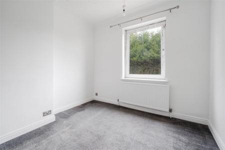 Bedroom2-2.jpg