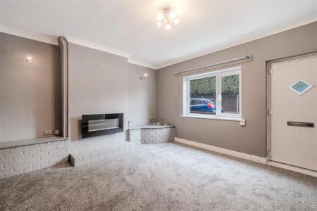 Living Room-2.jpg