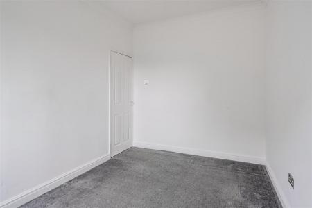 Bedroom1-5.jpg
