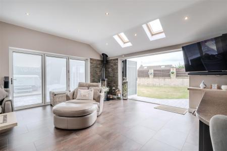 Open Plan Living_-2.jpg