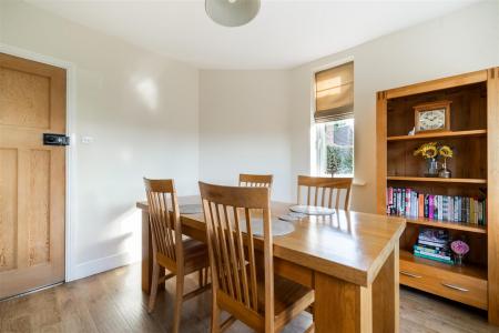 Dining Room.jpg